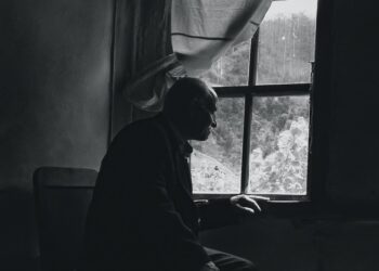 Старикам не место: ковидом заразился каждый десятый постоялец домов престарелых региона