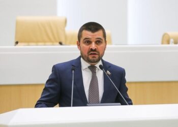 Самарский сенатор Мамедов уходит аудитором в Счетную палату 