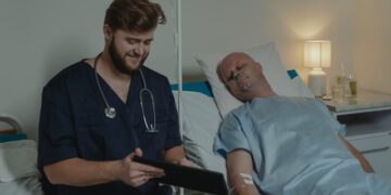 Для самарцев, перенесших коронавирус, расширяют программу диспансеризации