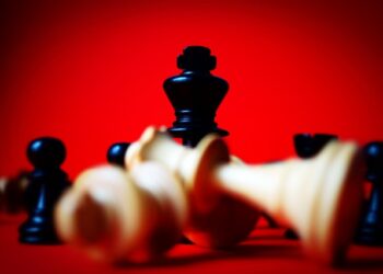 В Самаре на выборах оппозиция может победить в округах с «темными лошадками» от «ЕР»