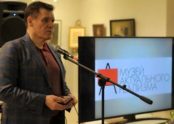 «Может ли Модерн быть унылым?! А унылое называться Модерном?!»