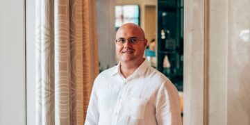 Как продавец с книжного рынка Самары стал одним из “королей” пластиковых окон