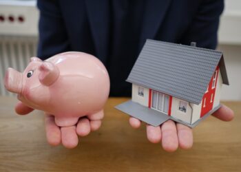  Жители элитного дома в Самаре вступили в противостояние с руководством ТСЖ «Вавилон»