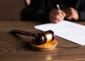 В Хворостянском районе чиновник оправдан судом