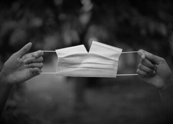 Клиника «Медицина» пошла войной на создательницу «Центра восстановительной стоматологии»