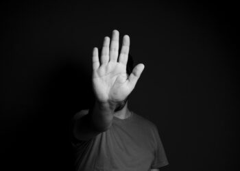 Французские хозяева формально дистанцируются от самарского «Электрощита»