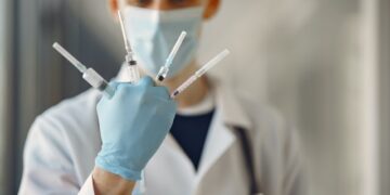 В бой с коронавирусом идут самарские студенты