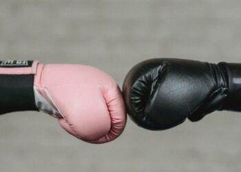 Клиенты фитнес-клубов вправе потребовать переноса сроков действия абонемента или вернуть деньги