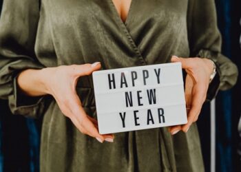 Самарские улицы к Новому году украсит петербургский «Мегаполис» 