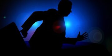 Незадачливый покупатель оборонного завода «Электрощит — ЭТС» сбежал в Якутию