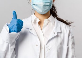 В регионах России начинается тестирование новой системы оплаты труда медработников