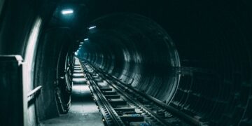 Коррупционер-железнодорожник из Кинеля «подвергал опасности» работу магистрали