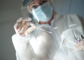 Кировская ПЦР-лаборатория нахимичила с самарскими тестами и биоматериалами