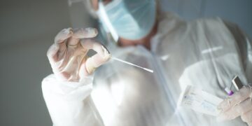 Кировская ПЦР-лаборатория нахимичила с самарскими тестами и биоматериалами