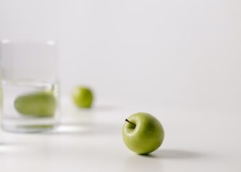 Apple останавливает продажу своей продукции и работу сервисов в РФ из-за событий на Украине