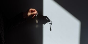 Банки увеличили ставки по ипотечным кредитам до 15-18%