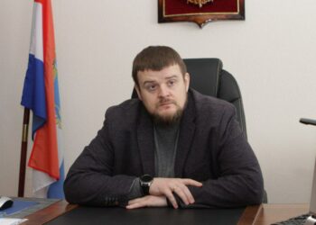 Антон Еремеев: «Если мы увидим, что медучреждения уходят в долги, будем об этом сообщать»