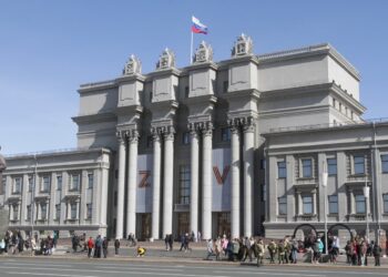 Артистам cамарской оперы и балета обещают конкурентную зарплату 