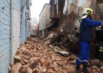 Часть жилого дома в Самаре обрушилась на улице Куйбышева