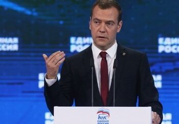 Дмитрий Медведев: «Поганые псы войны и никчемные шавки»