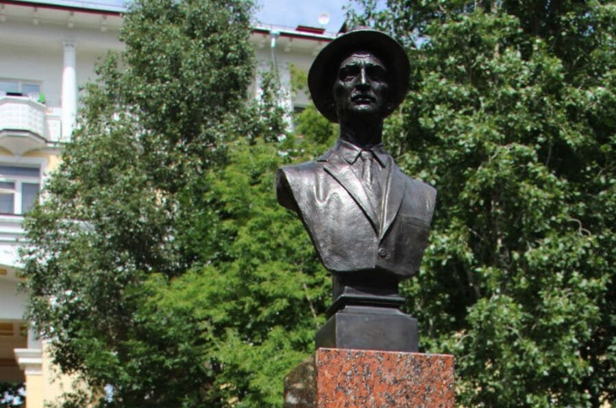 Памятник Рудольфу Абелю. Источник: пресс - служба УФСБ России по Самарской области