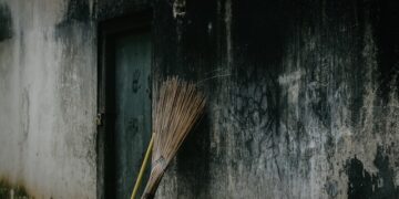 10 самых убыточных компаний Самарской области в сфере управления МКД — 2022