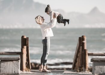 О существовании «Дня матери» 27 ноября не знает треть россиян 