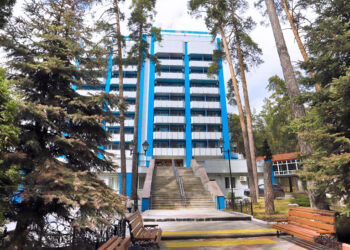 Гости тольяттинского санатория могут сочетать отдых и лечение в любое время года