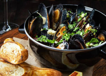 В «Дади» начался фестиваль мидий