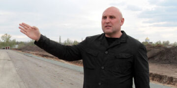 Оставившая за собой скандальный след в Самаре подрядная компания «С.И.Т.И» теперь получила претензии и в Саратове