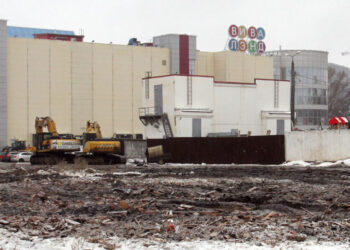 Вторую очередь самарского ТРЦ «Вива Лэнд» оправдает только потенциальный спрос на досуг жителей Безымянки