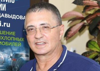 Доктор Мясников рассказал, как спастись от свиного гриппа