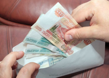 Выписанные бывшим главой «Самарамелиоводхоза» самому себе субсидии и премии обернулись ему условным сроком