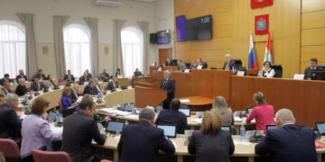 Обсуждение бюджета-2023 завершилось поддержкой инициатив депутатов губернской думы