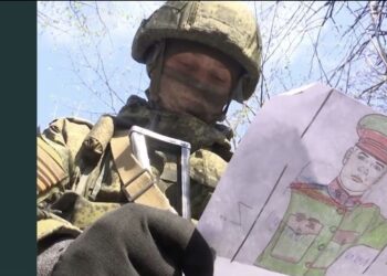 Минобороны РФ запустило доставку писем и посылок в зону СВО