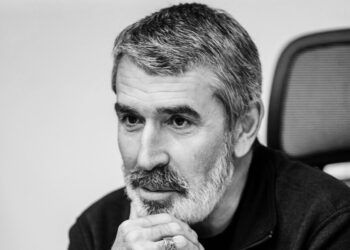 Владимир Аветисян поздравил самарских энергетиков с профессиональным праздником