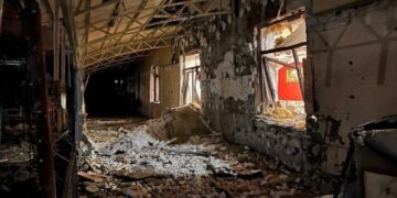 Экс-глава Роскосмоса Рогозин ранен при обстреле артиллерией ВСУ отеля в Донецке