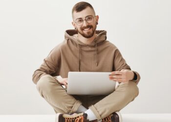 ВТБ: в два раза больше IT-специалистов смогут улучшить жилищные условия