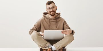 ВТБ: в два раза больше IT-специалистов смогут улучшить жилищные условия