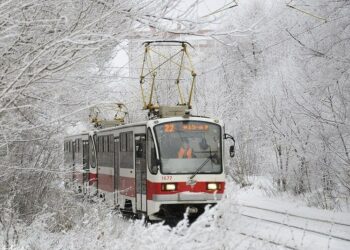 Общественный транспорт Самары перешел на особый режим работы из-за морозов 