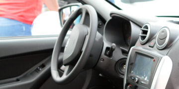 АвтоВАЗ может начать серийный выпуск модификации Lada Granta без электроусилителя руля