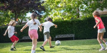 В России могут сохранить кэшбэк на детский отдых в 2023 году