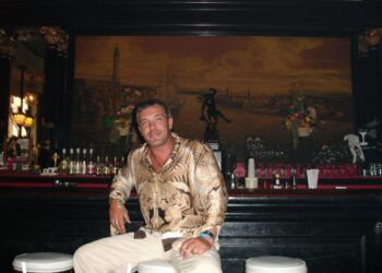 «Нулевые» закончились: в Самаре умер основатель культовых ночных клубов Иван Кабин