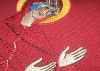 Мобилизованным из Самарской области раздали шевроны с ликом Богородицы