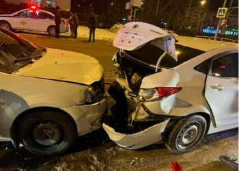 В Тольятти 21 января 2023 года в массовом ДТП пострадали трое