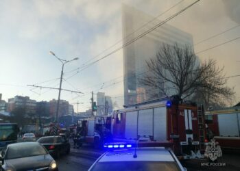 В Самаре загорелся дом на Арцыбушевской, есть погибший