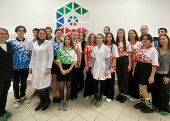 Специалисты «Тольяттиазота» провели мастер-класс для одаренных детей