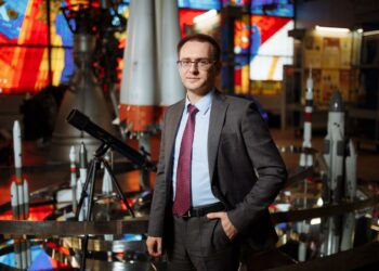 Зарплата года: Владимир Богатырев