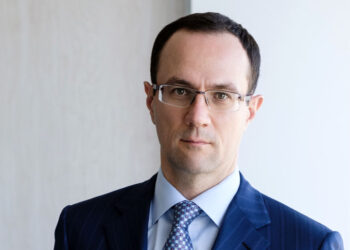 Бывшие топ-менеджеры «Тольяттиазота» коллективно разводятся, чтобы не возвращать предприятию 737 млн рублей