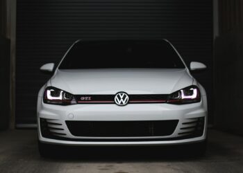 Volkswagen запрещает китайцам экспортировать автомобили бренда в Россию